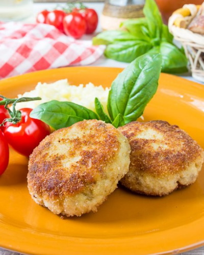 Котлеты из куриного фарша с кабачками в духовке, на пару, сковороде. Рецепты пошагово с фото