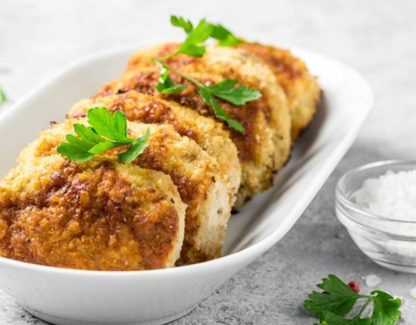 Котлеты из куриного фарша с кабачками в духовке, на пару, сковороде. Рецепты пошагово с фото