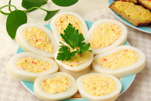 Кальмар фаршированный. Рецепты простые, вкусные в духовке, мультиварке пошагово