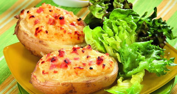 Картофель фаршированный в духовке, кастрюле, мультиварке грибами, мясом, ветчиной, сыром пошагово