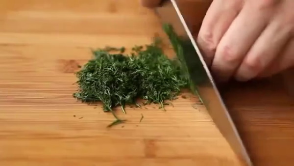 Салаты из жареных шампиньонов. Рецепты с луком, яйцами, сыром, помидорами, ветчиной, курицей, фасолью