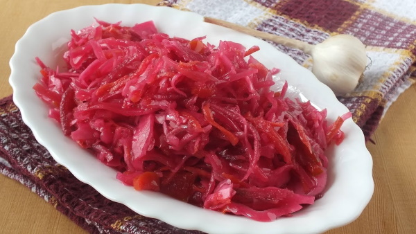 Салаты из капусты на зиму. Рецепты из цветной, краснокочанной, в банках, без стерилизации