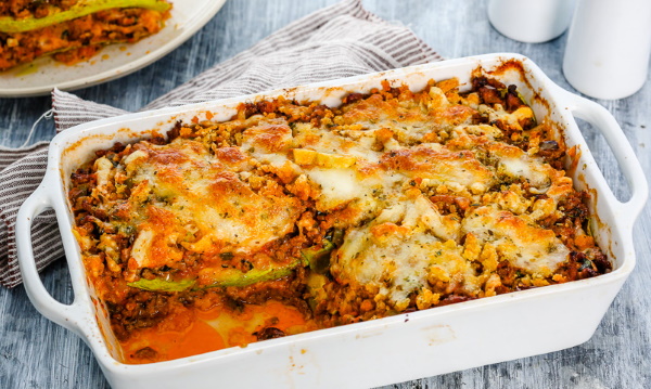 Запеканка из кабачков и фарша, картофеля в духовке, мультиварке, пошагово с фото