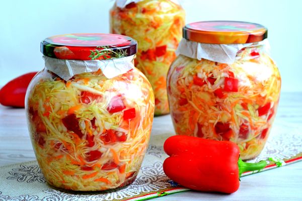 Капуста Провансаль. Классические рецепты на зиму с перцем болгарским, свеклой, виноградом, яблоками, изюмом