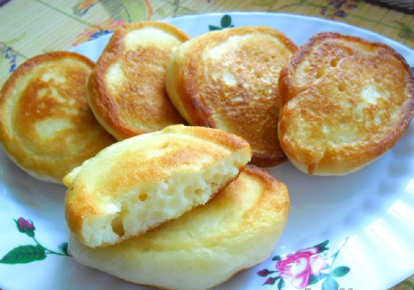 Вкусные оладушки на кефире пышные из кабачков, яблок. Как приготовить, рецепт