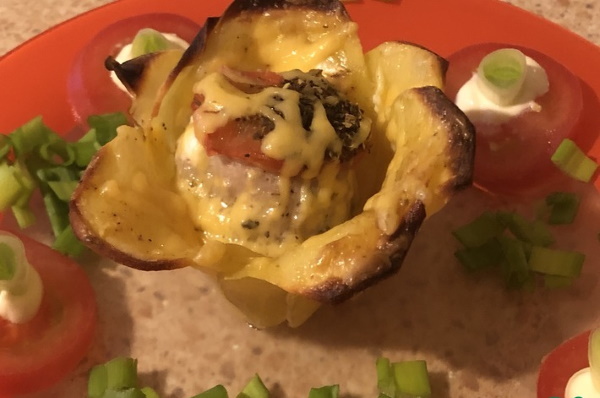 Фарш с картошкой в духовке. Рецепт с сыром, помидорами, по-французски, в горшочках, пирог