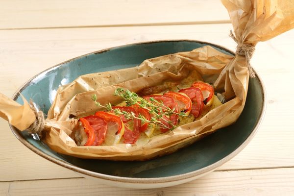 Филе горбуши в духовке. Рецепты с картошкой, овощами, помидорами, сыром в фольге, рукаве, пергаменте