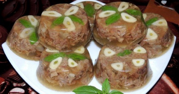 Холодец из рульки свиной. Рецепты с желатином и без, курицей, говядиной в мультиварке, скороварке, кастрюле