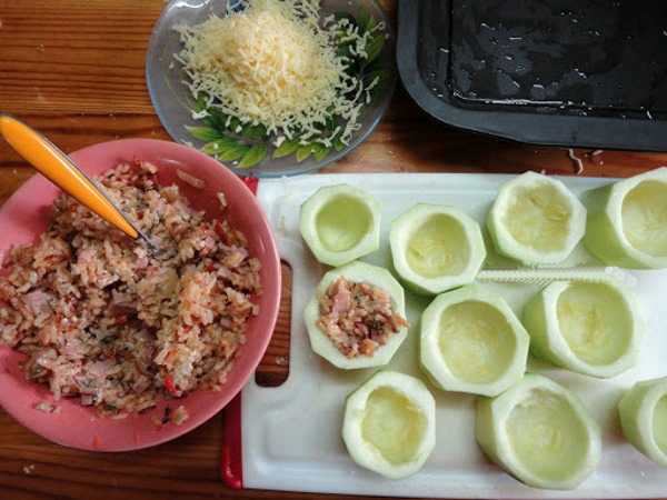 Кабачки фаршированные в духовке, мультиварке, на сковороде с мясом, рисом, овощами, фаршем, рыбой