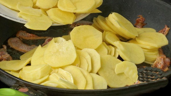 Кабачки тушеные с картошкой, помидорами, мясом, капустой, фаршем в мультиварке, духовке, на сковороде