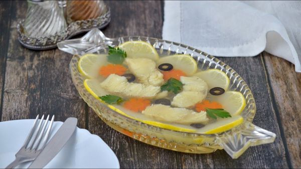 Как вкусно приготовить толстолобика в духовке, мультиварке, жареного на сковороде. Рецепт целиком, стейками пошагово