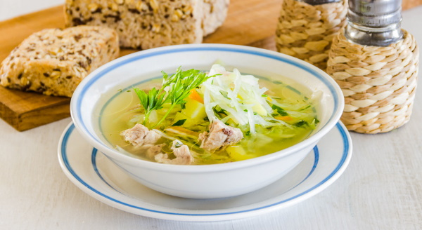 Щи из свежей капусты с говядиной, свининой, курицей, картофелем. Рецепты на зиму