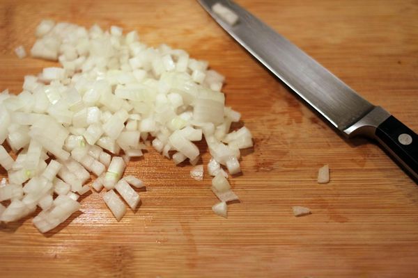 Заливной пирог с курицей на кефире, сметане, майонезе. Рецепты