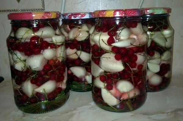 Чеснок маринованный с черной смородиной рецепт. chesnok marinovannyy retsept 7. Чеснок маринованный с черной смородиной рецепт фото. Чеснок маринованный с черной смородиной рецепт-chesnok marinovannyy retsept 7. картинка Чеснок маринованный с черной смородиной рецепт. картинка chesnok marinovannyy retsept 7. Здравствуйте, уважаемые подписчики и гости страницы! Сегодня хочу поделиться с вами секретами приготовления маринованного чеснока, который не сможет оставить равнодушным ни одного из ваших гостей.