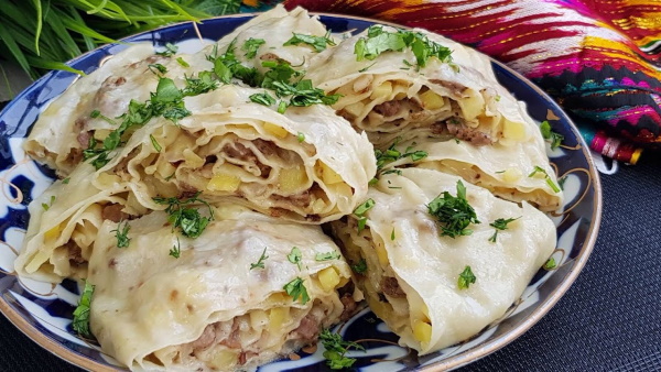 Ханум. Рецепт с пошаговым фото в мантоварке, духовке, мультиварке с картошкой, тыквой, капустой, мясом, курицей