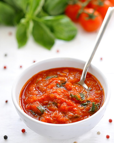 Как сделать подливу для макарон с мясом и без, из томатной пасты, муки, помидор, кетчупа