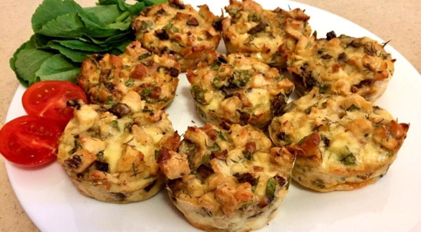 куриные кексики в силиконовых формочках рецепты с фото. kurinye keksy v formochkah 3. куриные кексики в силиконовых формочках рецепты с фото фото. куриные кексики в силиконовых формочках рецепты с фото-kurinye keksy v formochkah 3. картинка куриные кексики в силиконовых формочках рецепты с фото. картинка kurinye keksy v formochkah 3. Маффины из куриного фарша или мяса – своеобразные оригинальные котлетки, приготовляемые методом выпечки. Это почти полностью исключает присутствие жира, да и использование формочек позволяет достичь почти эффекта паровых котлеток. Уточним, что для нестрогих диет — это одно из лучших блюд.