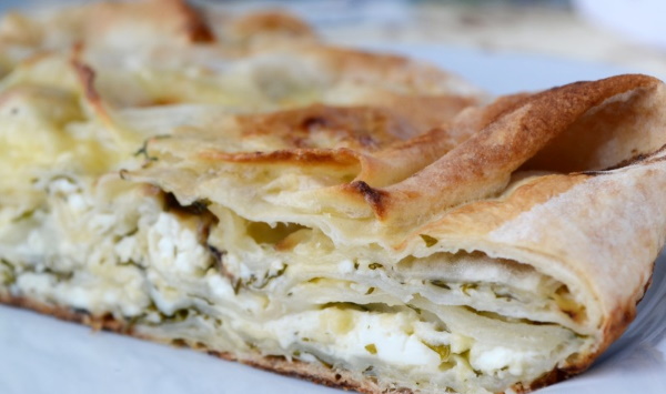 лаваш с творогом и зеленью и чесноком и огурцом. Смотреть фото лаваш с творогом и зеленью и чесноком и огурцом. Смотреть картинку лаваш с творогом и зеленью и чесноком и огурцом. Картинка про лаваш с творогом и зеленью и чесноком и огурцом. Фото лаваш с творогом и зеленью и чесноком и огурцом