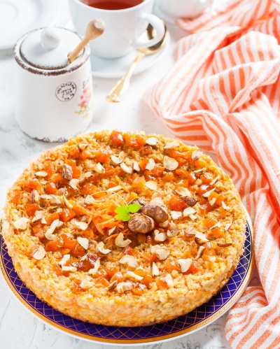 Морковная запеканка. Рецепт в духовке, мультиварке, как в детском саду, из сырой моркови с творогом, манкой, яблоком, сметаной