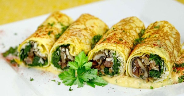 Начинки для блинов. Рецепты несладкие вкусные на праздничный стол, варианты с грибами, курицей, сыром, ветчиной, картошкой
