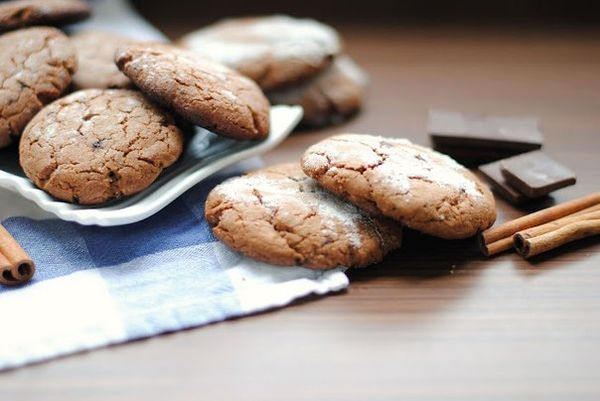 Печенье с шоколадной крошкой. Рецепт в микроволновке, духовке американское, овсяное, песочное с маргарином, молоком, медом, шоколадом