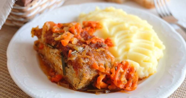Рыба в мультиварке. Рецепты на пару со сметаной, овощами, сливками пошагово