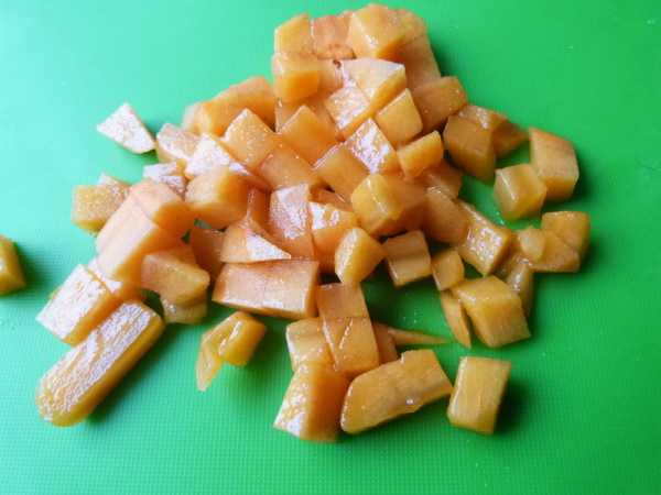 Салаты без варки продуктов с корейской морковью, копченой курицей, колбасой, фасолью. Рецепты с фото