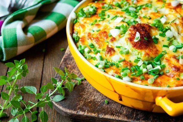 Запеканка картофельная в мультиварке. Рецепт простой, вкусный с фаршем, мясом, курицей, грибами, сыром, сосисками