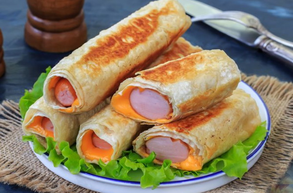 Фаршированный лаваш: начинки, рецепты простые и вкусные на сковороде