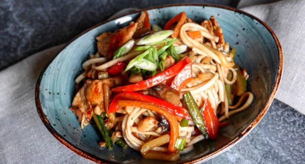 Лапша удон. Рецепт приготовления со свининой, курицей, овощами, говядиной