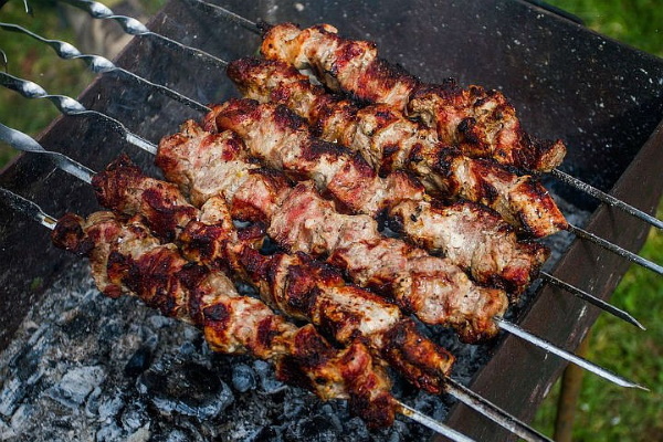 Шашлык из свинины. Рецепты маринада классического с уксусом, лимоном, луком, майонезом