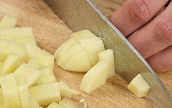Суп из квашеной капусты. Рецепты в мультиварке, горшочке с мясом, курицей, грибами, тушенкой, постного