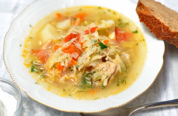 Суп из квашеной капусты. Рецепты в мультиварке, горшочке с мясом, курицей, грибами, тушенкой, постного