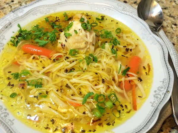Суп в мультиварке. Рецепты с мясом, из курицы, свинины, говядины с лапшой, картошкой