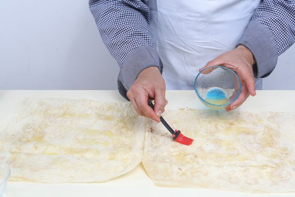 Сырные пироги в духовке, мультиварке, на сковороде. Рецепт простой на скорую руку из лаваша, слоеного, дрожжевого теста