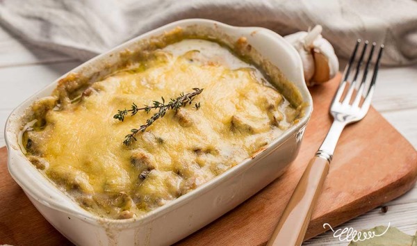 Закуска из куриной грудки на праздничный стол. Рецепты простые, вкусные к пиву в духовке, на сковороде с сыром, беконом, грибами