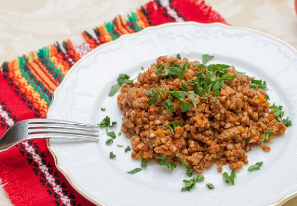 Гречка по-купечески. Рецепт с фаршем, курицей, свининой, грибами, говядиной