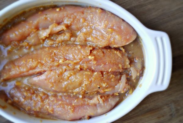 Мясные рулетики с начинкой в духовке в фольге. Рецепты с фото