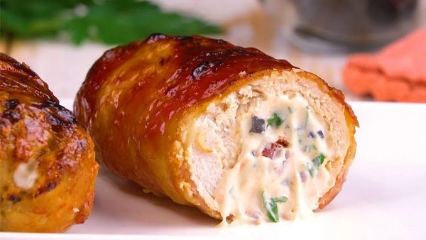 Мясные рулетики с начинкой в духовке в фольге. Рецепты с фото