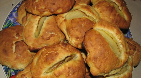 Печенье на кефире мягкие быстро, вкусно. Рецепты в духовке, на сковороде без яиц с творогом, вареньем, сыром
