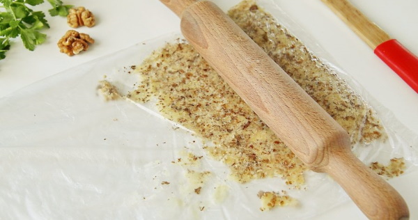 Салат Гроздь винограда с курицей. Рецепты с грецкими орехами, грибами