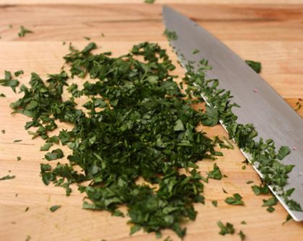 Салат Карусель с корейской морковью. Рецепт классический с копченой курицей, сухариками, ветчиной