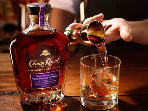 Crown Royal (Кроун Роял) канадский виски. Цена, где купить, отзывы