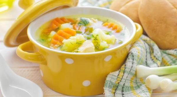 Суп из цветной капусты. Рецепт с курицей, брокколи, сливками на бульоне, постного, диетического