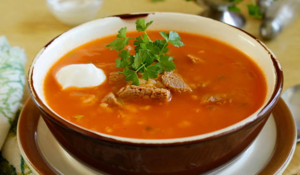 Супы с рисом, картофелем, мясом. Как приготовить с томатной пастой, капустой, яйцом, помидорами