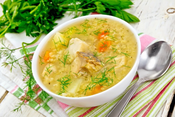 Супы с замороженной скумбрией и рисом, пшеном, перловкой, помидорами. Рецепты с фото