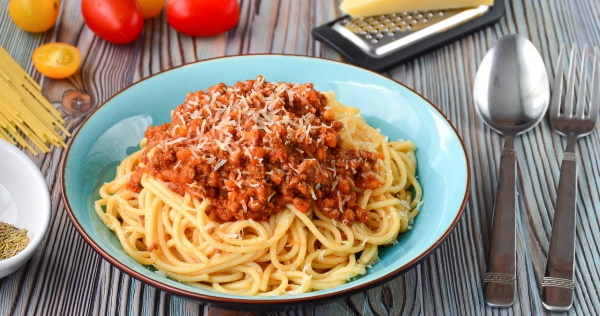 Паста Болоньезе со спагетти (макароны с фаршем). Рецепт с фото