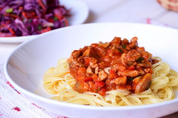 Макароны по-итальянски с помидорами. Рецепт с фото