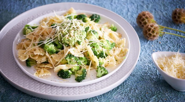 Макароны по-итальянски с помидорами. Рецепт с фото