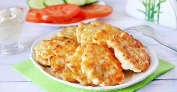 Оладьи рубленные из куриной грудки. Рецепт с фото